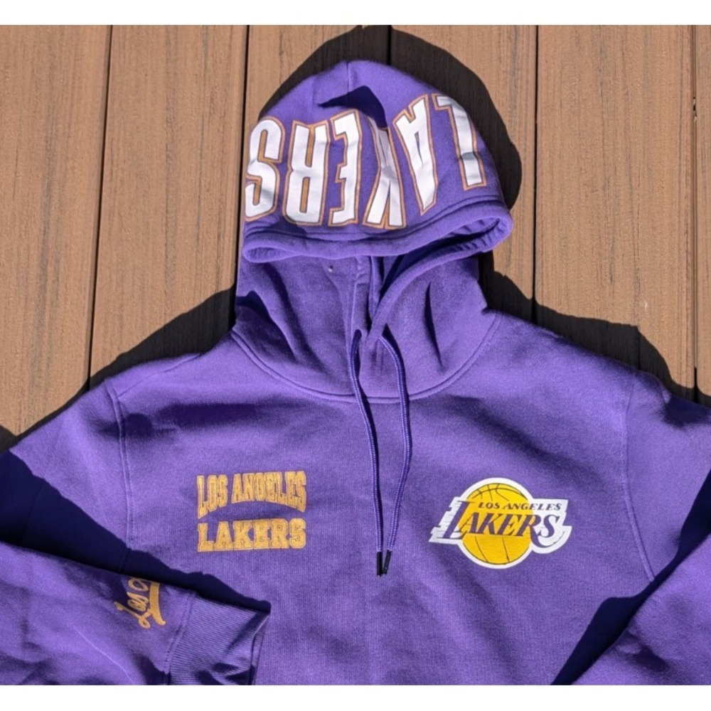 LA Lakers Hoodie Pullover Sweatshirt Ultra Game Men's Small Purple NBA NWT